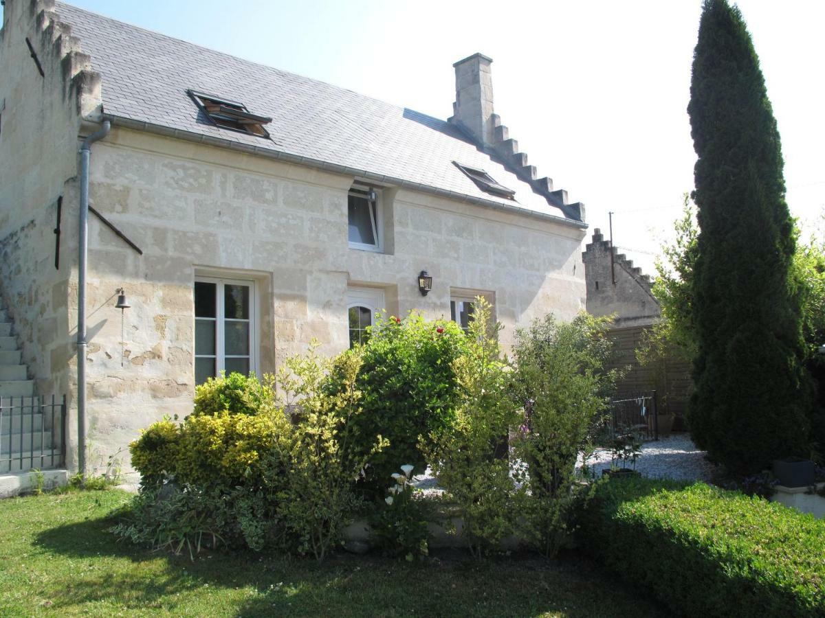 La Maison Des Chiens Rouges Berneuil-sur-Aisne Dış mekan fotoğraf